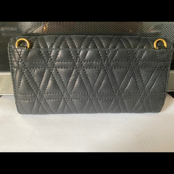 Marc Jacobs sling or clutch purse/wallet - Picture 5 of 7
